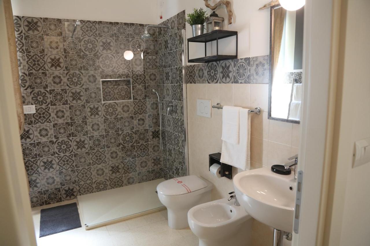 Palazzo Bignami Bed & Breakfast Lecce Exterior foto