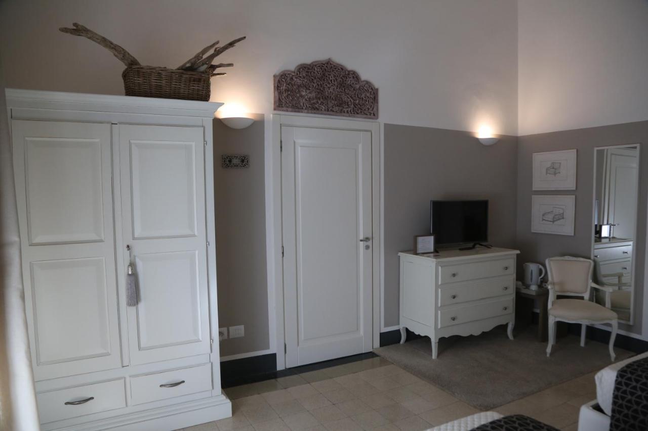 Palazzo Bignami Bed & Breakfast Lecce Exterior foto