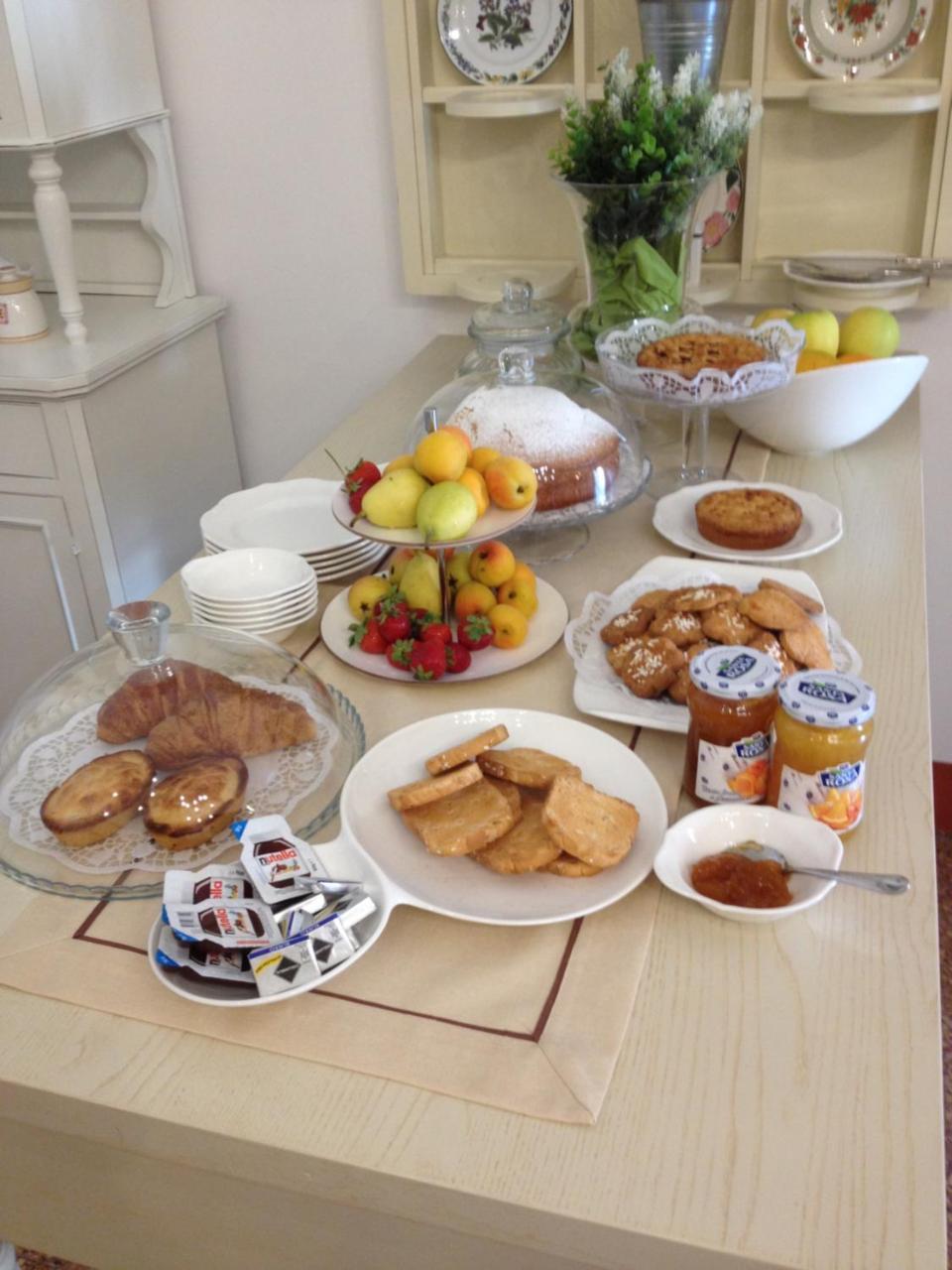 Palazzo Bignami Bed & Breakfast Lecce Exterior foto
